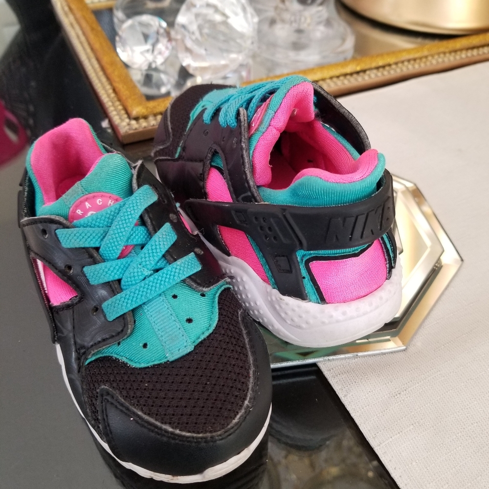 Kids shoes